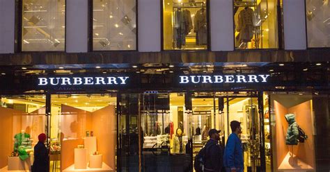 who controls burberry group.